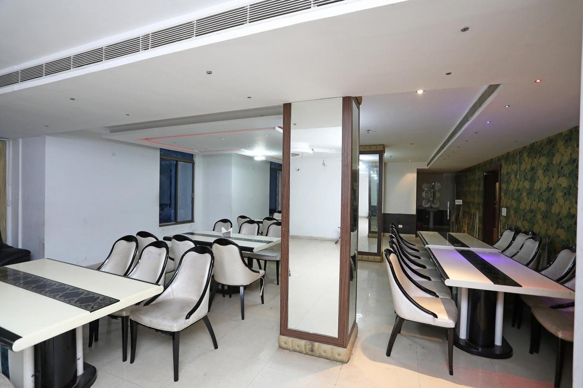Collection O River Bay Resort Diamond Harbour Exterior foto